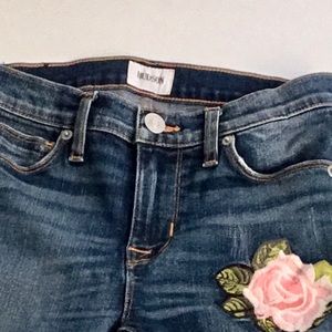 Hudson mid rise women’s jean Capri/cropped size 24